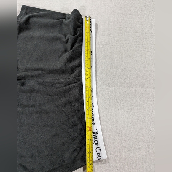 Vintage Juicy Couture Womens Size M Velour Velvet Shorts Black Y2K - Picture 12 of 12